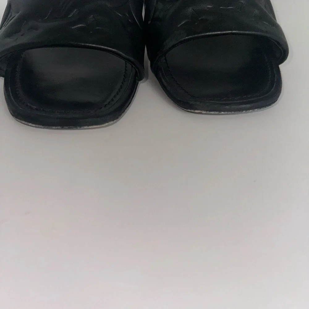 Louis Vuitton Black Slide Sandals - Picture 6 of 9